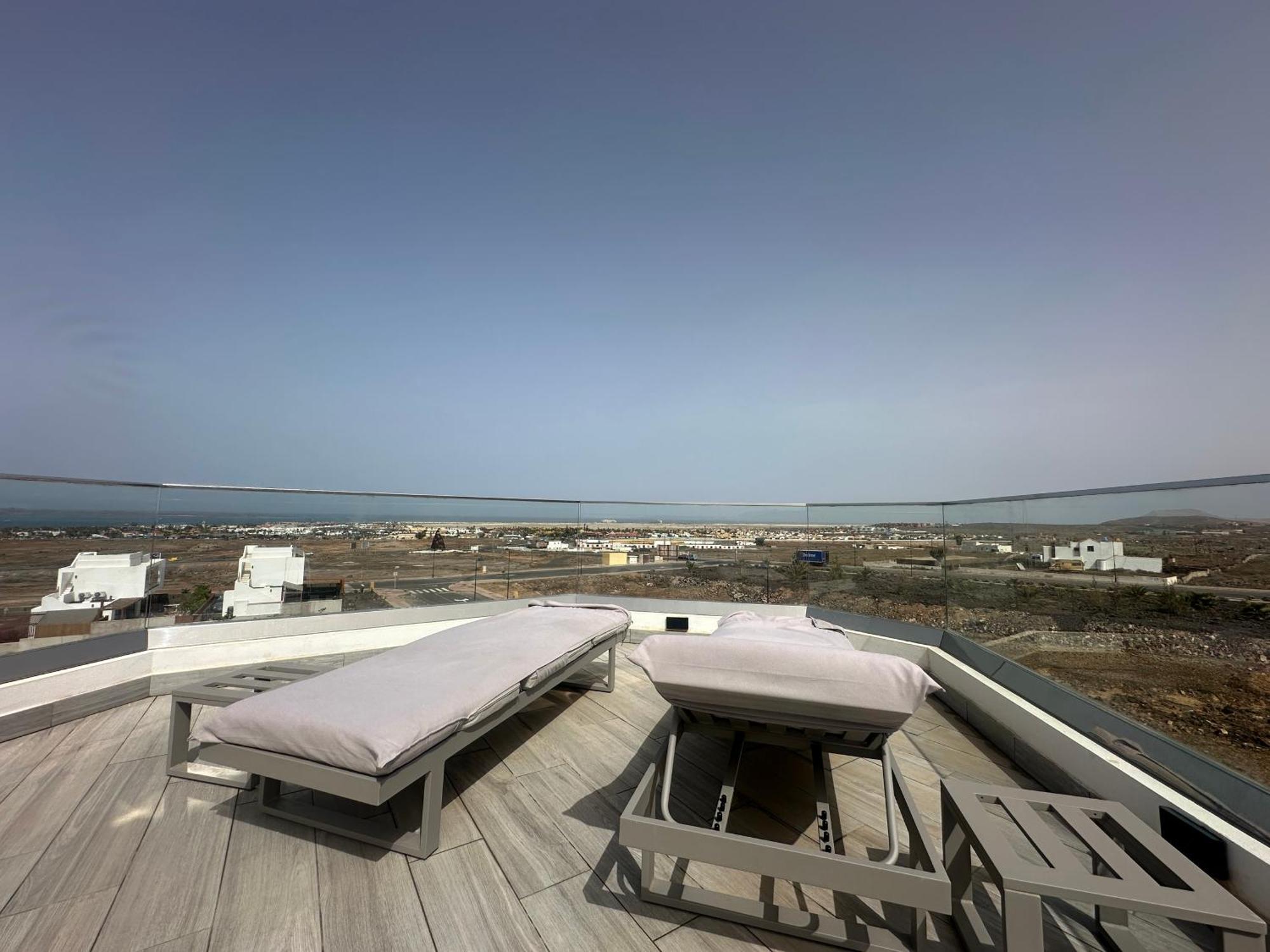 Villa Poseidon Corralejo With Private Heated Pool, Sauna And Stunning Volcano Views By Amazzzing Travel Exterior foto